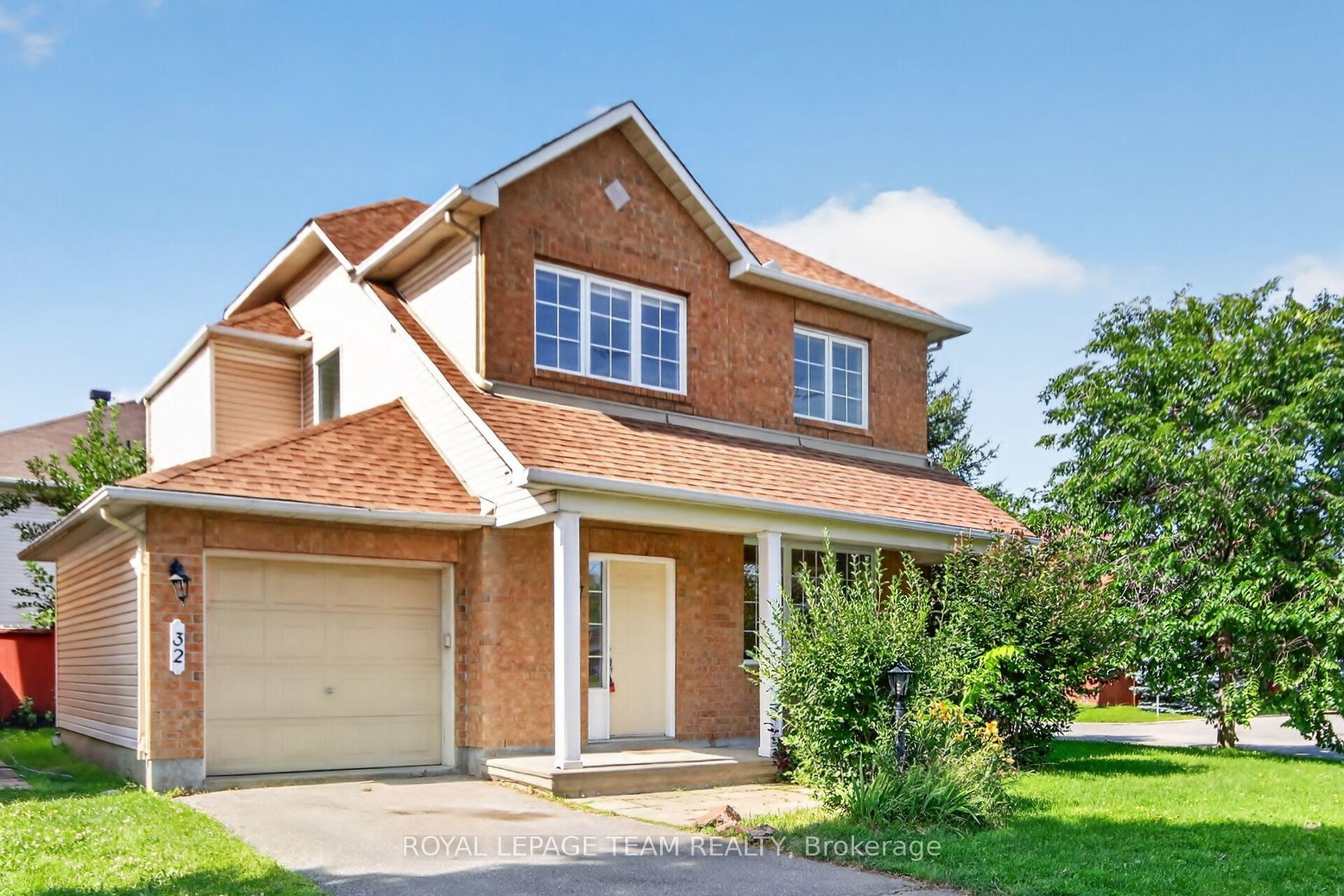 Photo 1 of 32 Vistapointe Drive, Ottawa, Barrhaven East — HOMEH