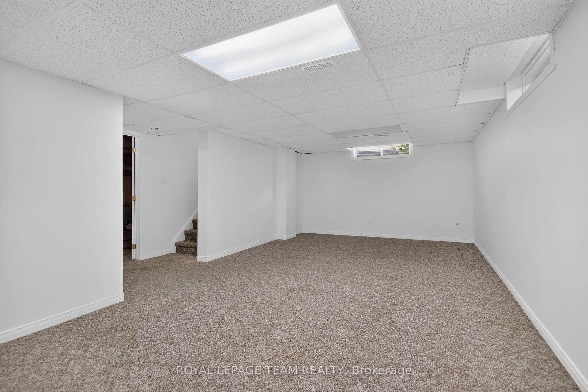 Photo 22 of 32 Vistapointe Drive, Ottawa, Barrhaven East — HOMEH