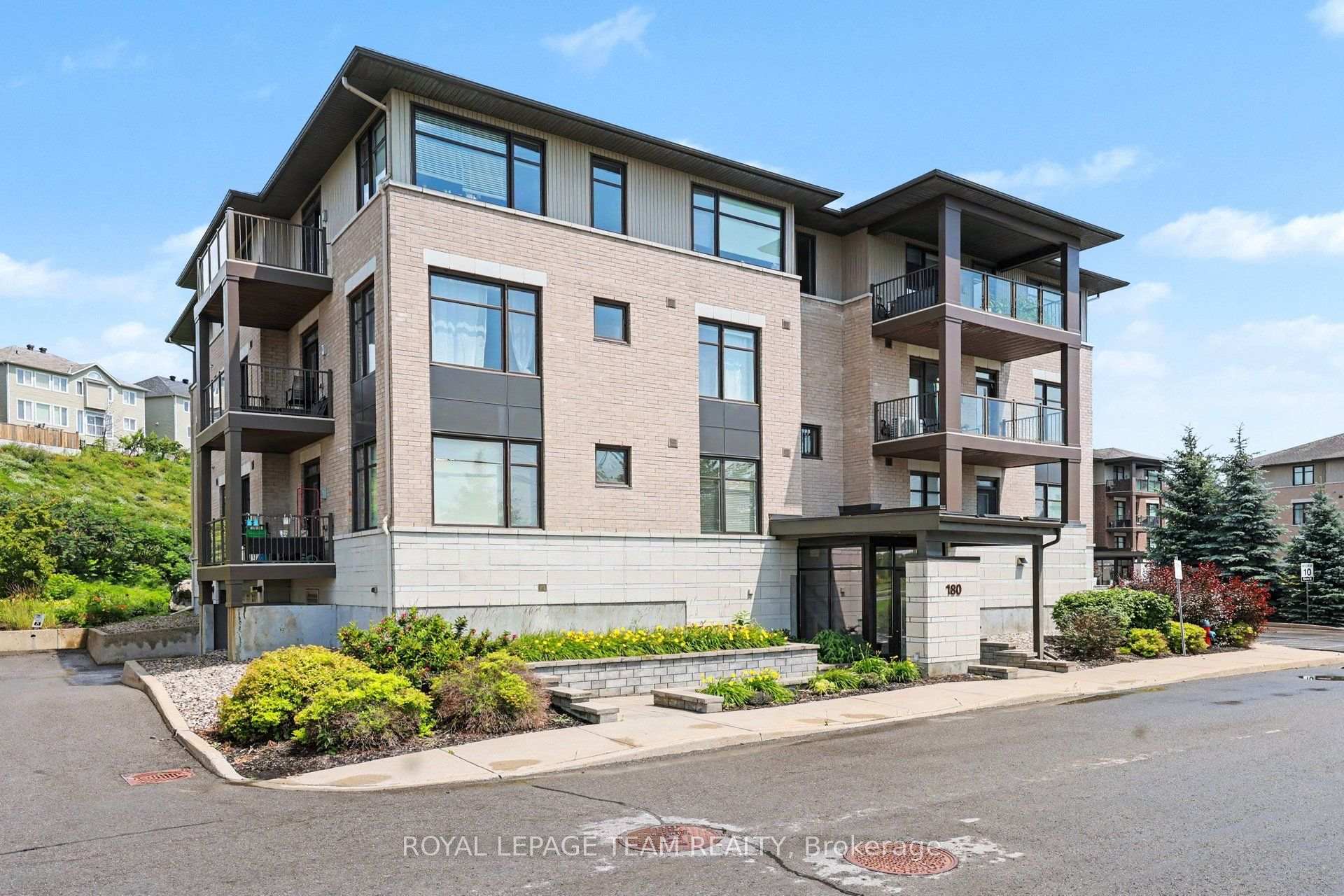 Photo 5 of Unit 304, 180 Guelph Private, Ottawa, Kanata - Kanata Lakes/Heritage Hills — HOMEH