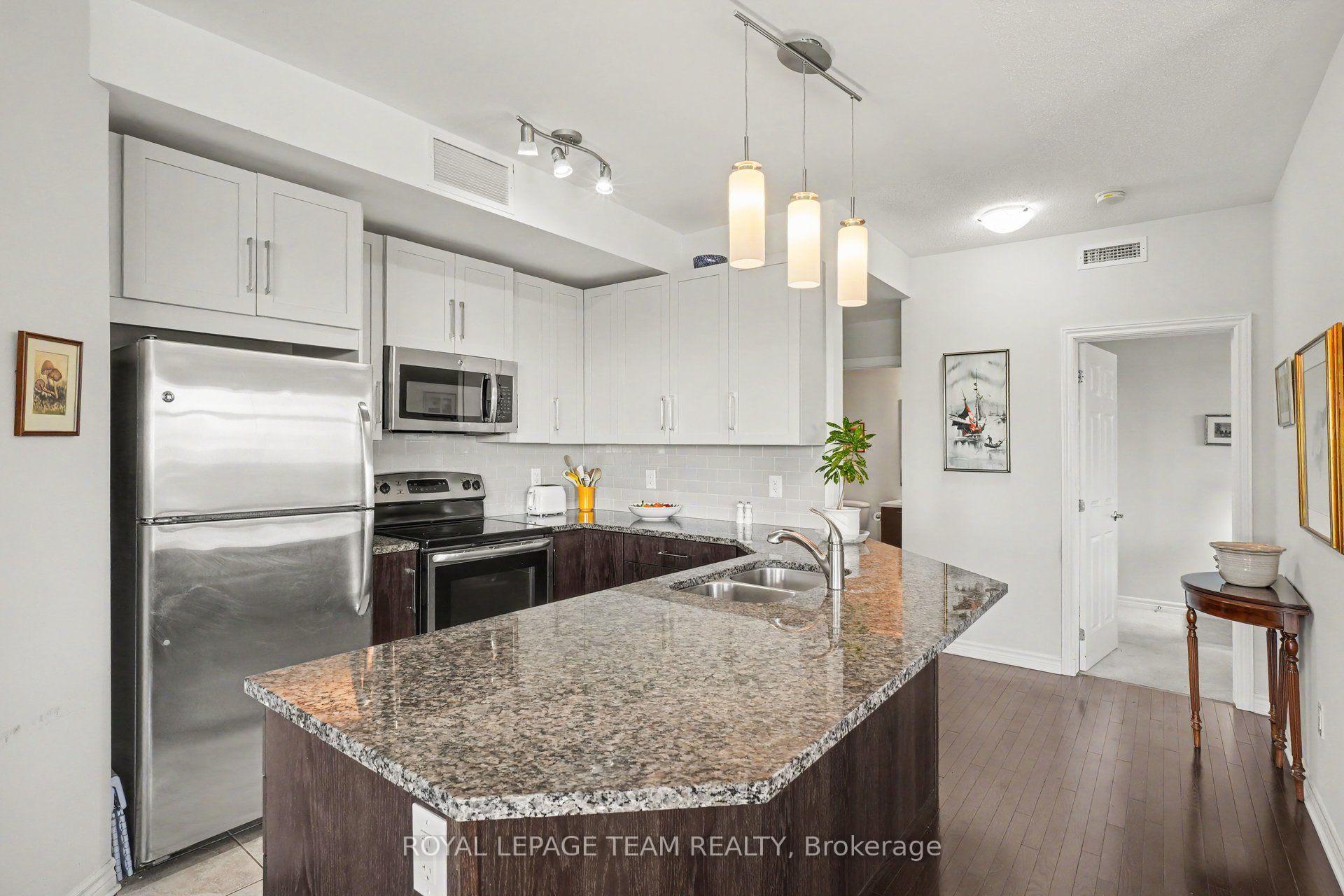 Photo 13 of Unit 304, 180 Guelph Private, Ottawa, Kanata - Kanata Lakes/Heritage Hills — HOMEH