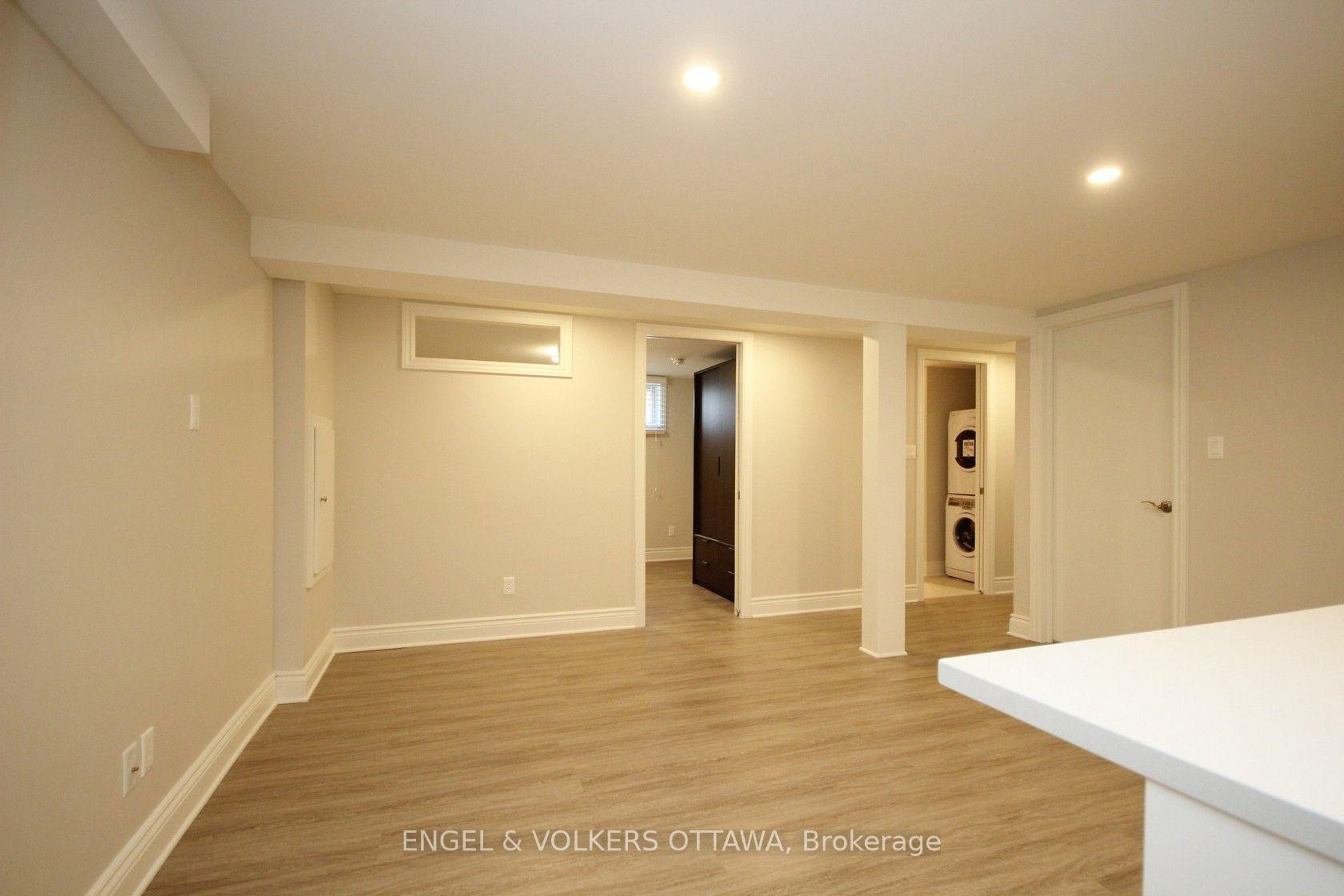 Photo 11 of Unit B, 2073 Alton Street, Ottawa, Elmvale Acres — HOMEH