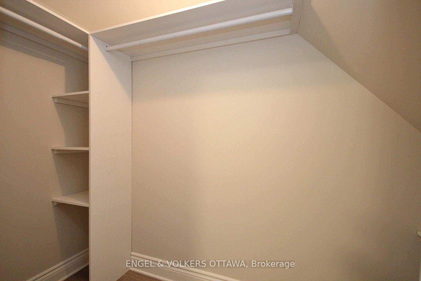 Photo 21 of Unit B, 2073 Alton Street, Ottawa, Elmvale Acres — HOMEH
