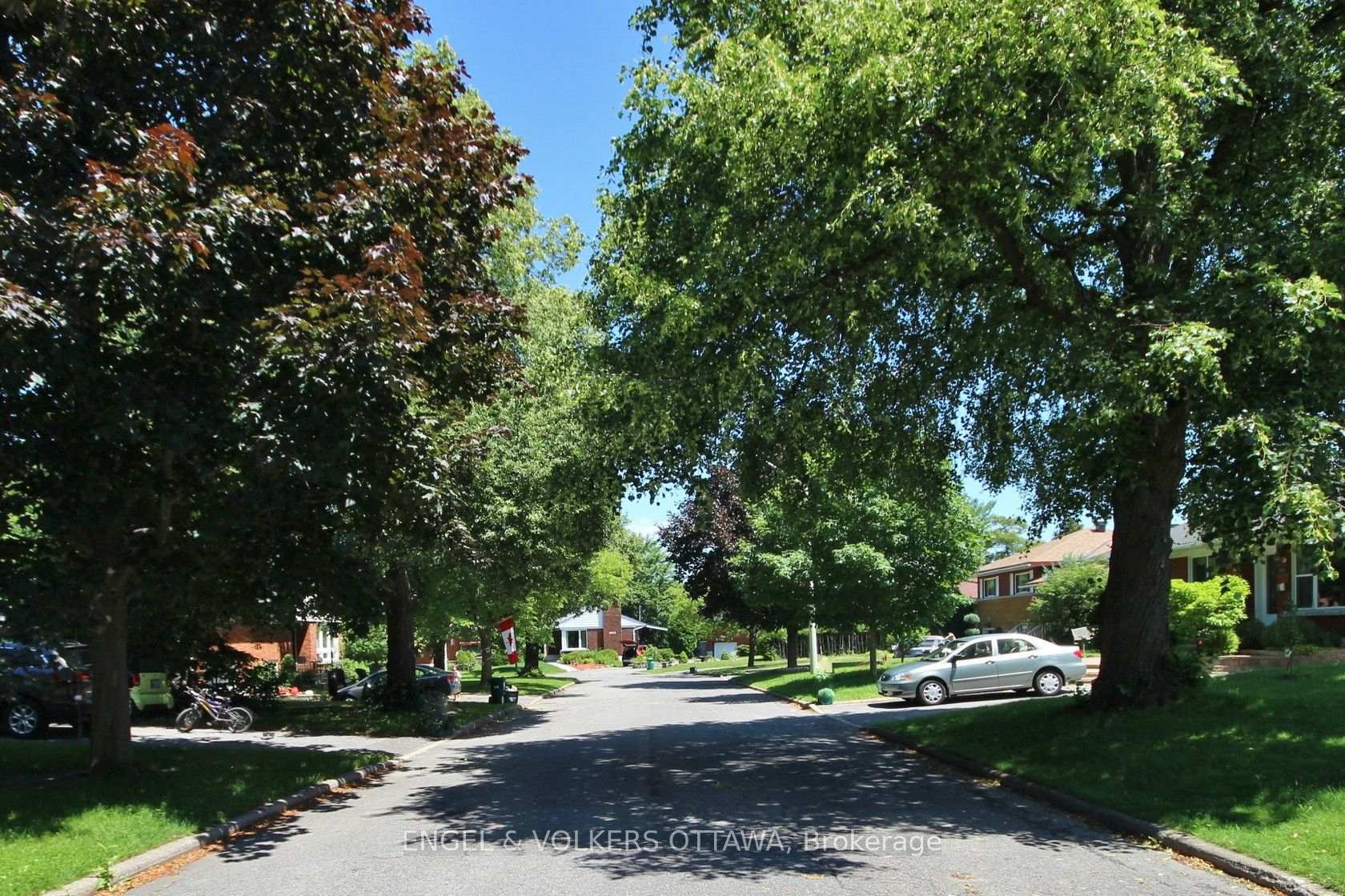 Photo 22 of Unit B, 2073 Alton Street, Ottawa, Elmvale Acres — HOMEH