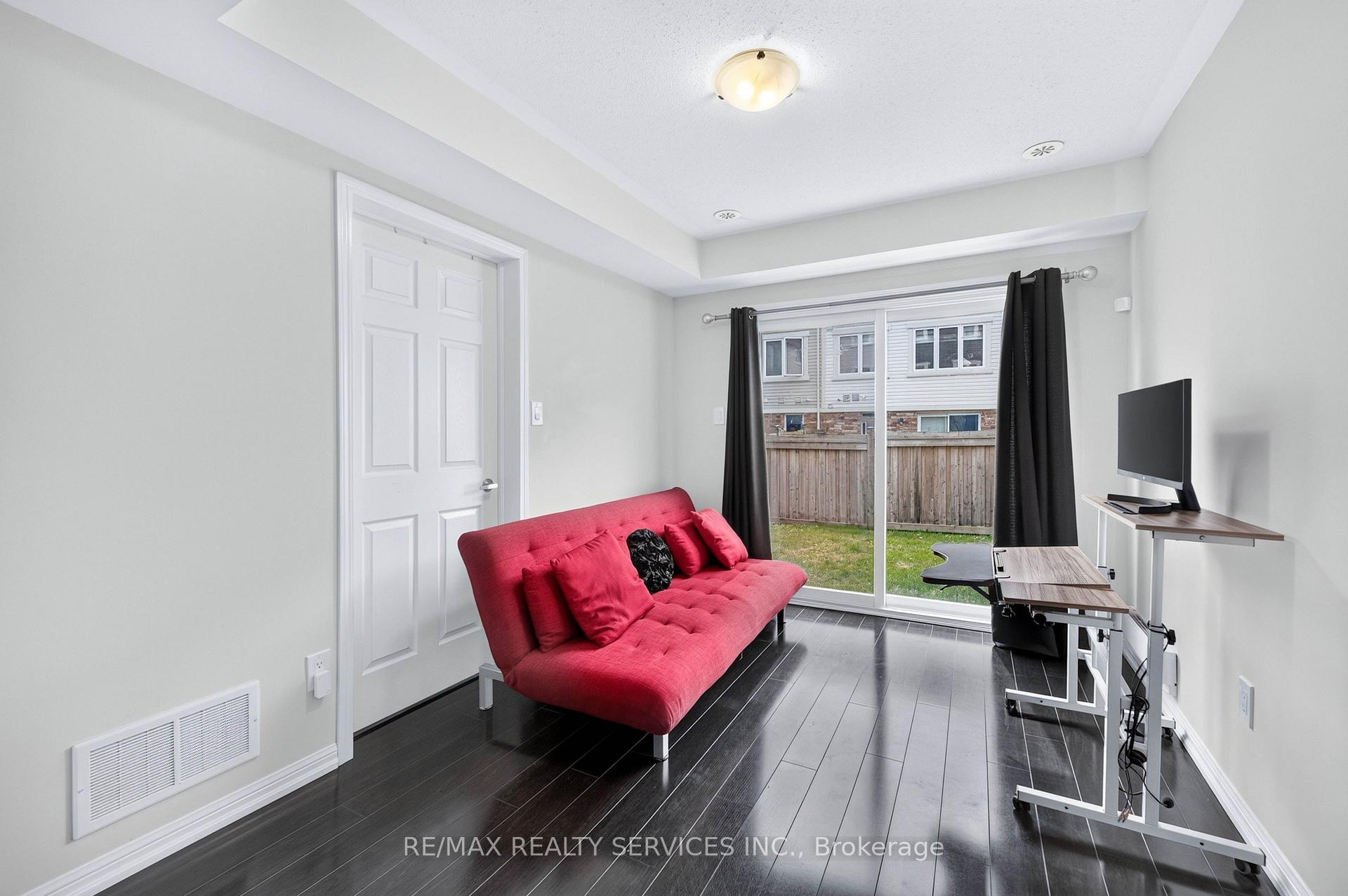 Photo 7 of 22 Affleck Road, Brampton, Northwest Brampton — HOMEH