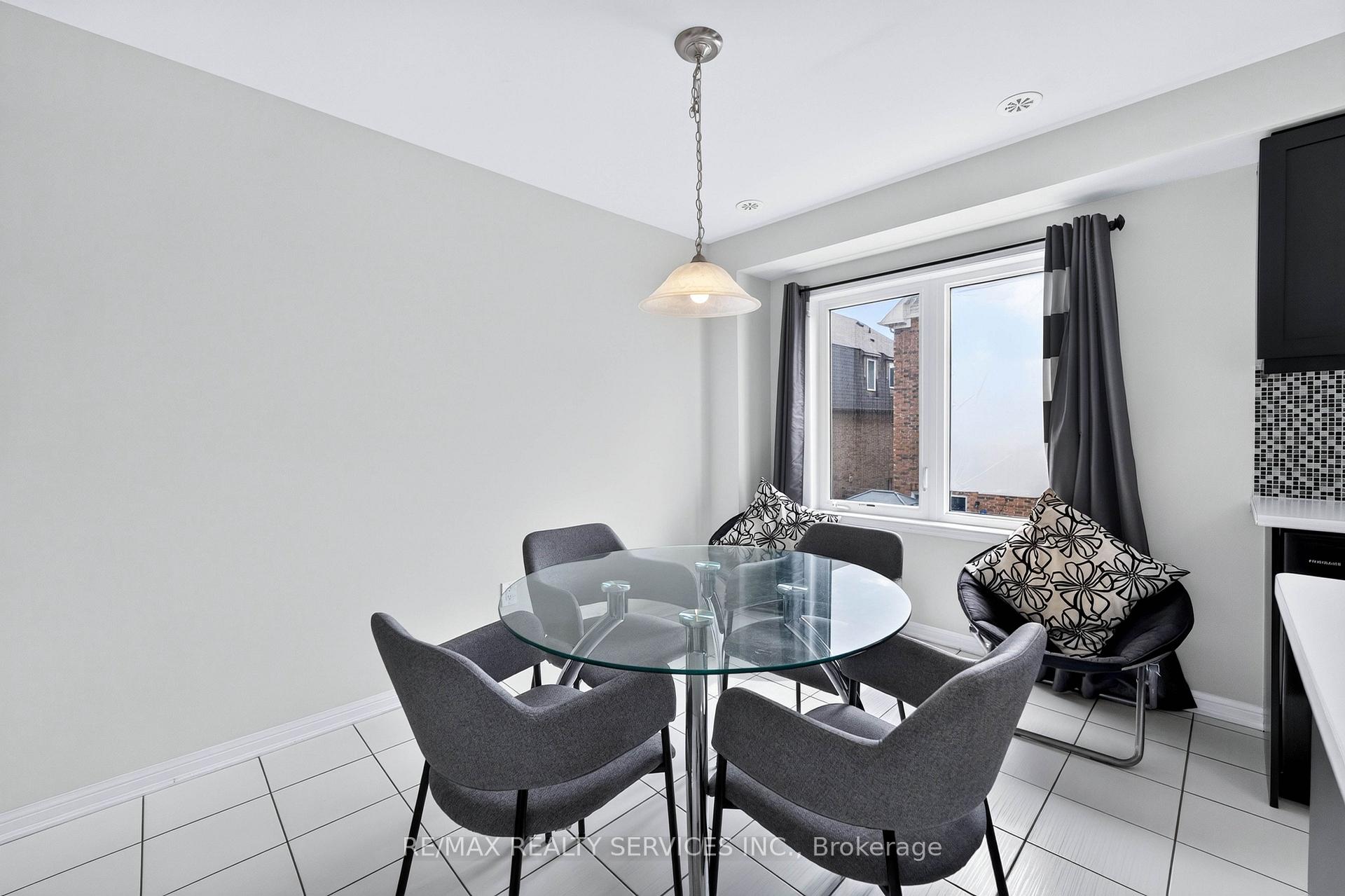 Photo 23 of 22 Affleck Road, Brampton, Northwest Brampton — HOMEH