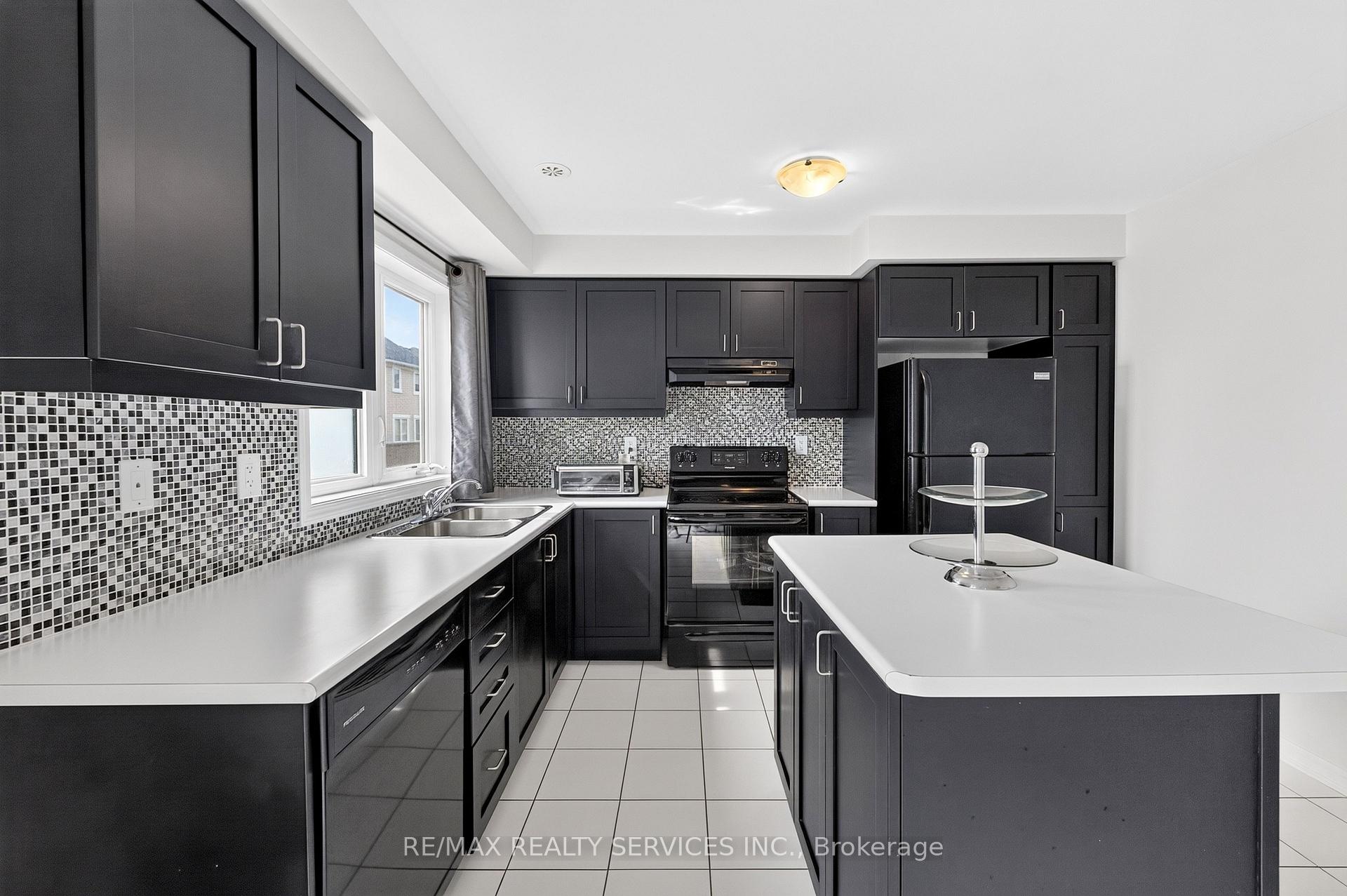 Photo 25 of 22 Affleck Road, Brampton, Northwest Brampton — HOMEH