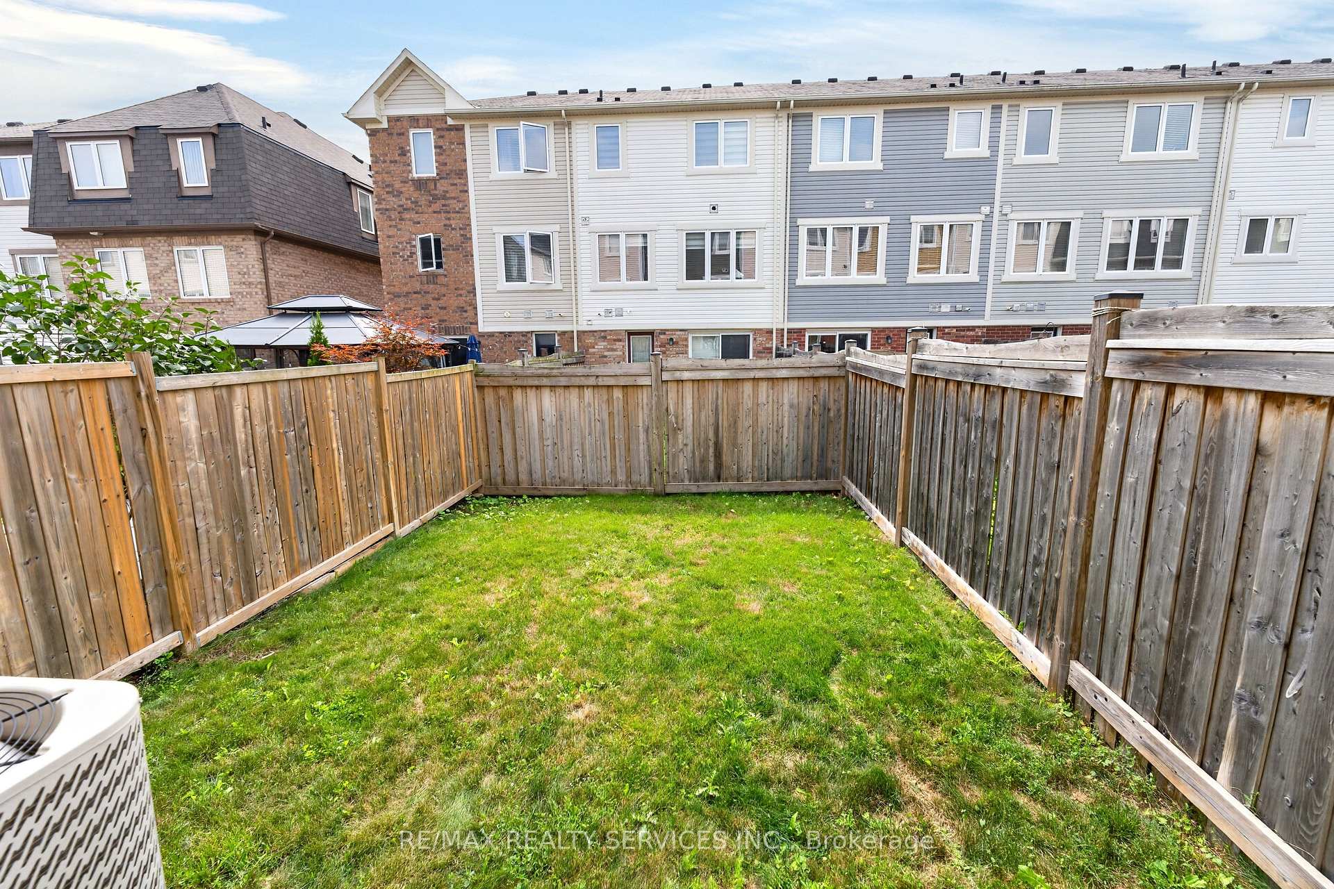 Photo 42 of 22 Affleck Road, Brampton, Northwest Brampton — HOMEH