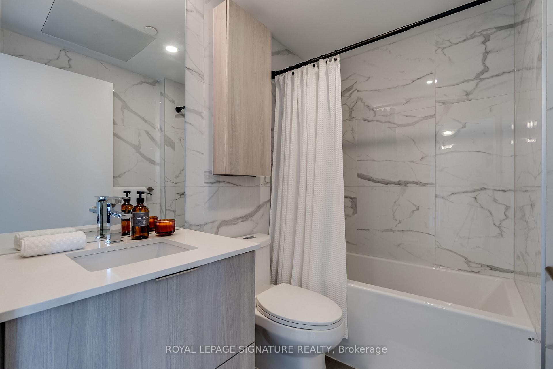 Photo 16 of Unit 3204, 47 Mutual Street, Toronto, Church-Yonge Corridor — HOMEH