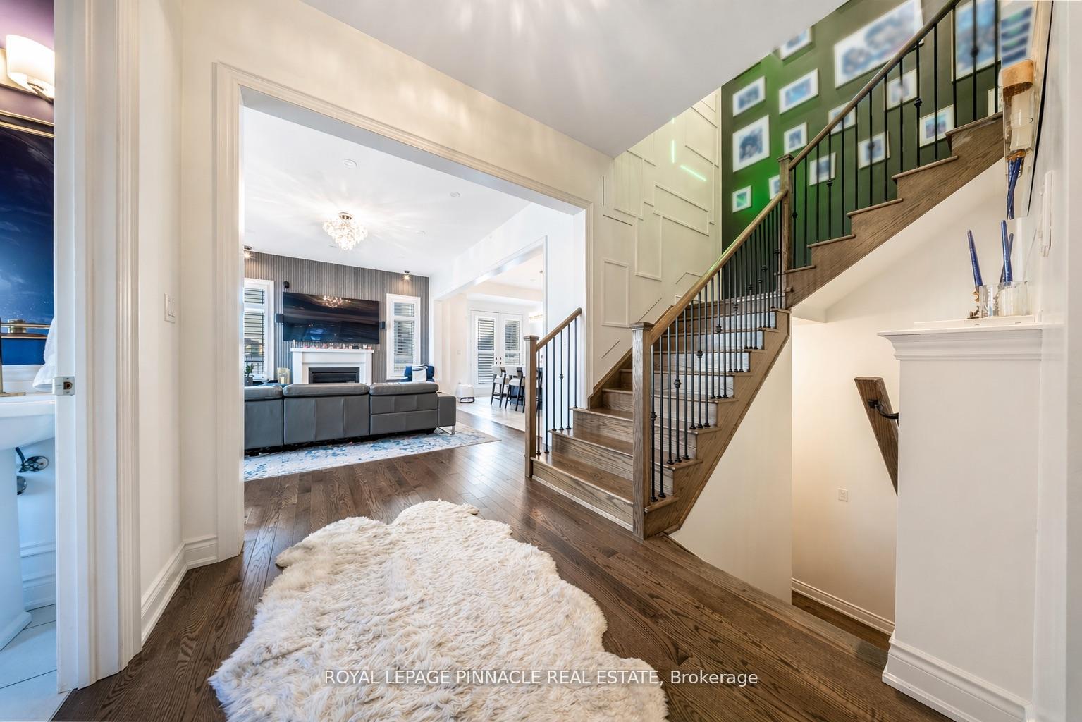 Photo 19 of Unit Upper, 1504 Yellow Rose Circle, Oakville, Glen Abbey — HOMEH
