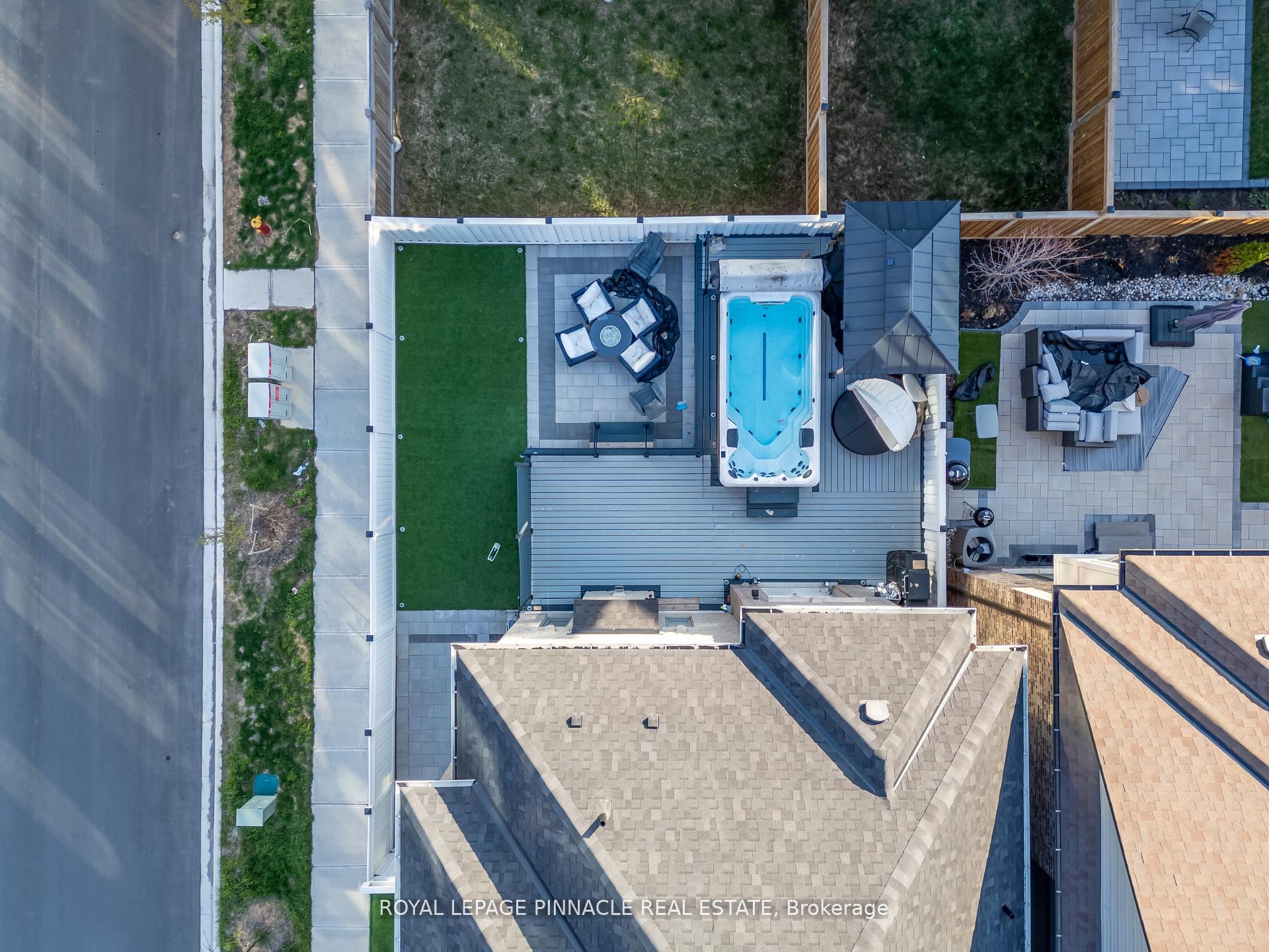 Photo 40 of Unit Upper, 1504 Yellow Rose Circle, Oakville, Glen Abbey — HOMEH
