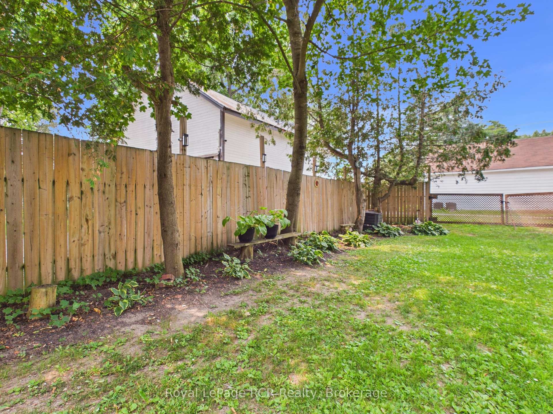 Photo 40 of 338 Minnie Street, North Huron, Wingham — HOMEH