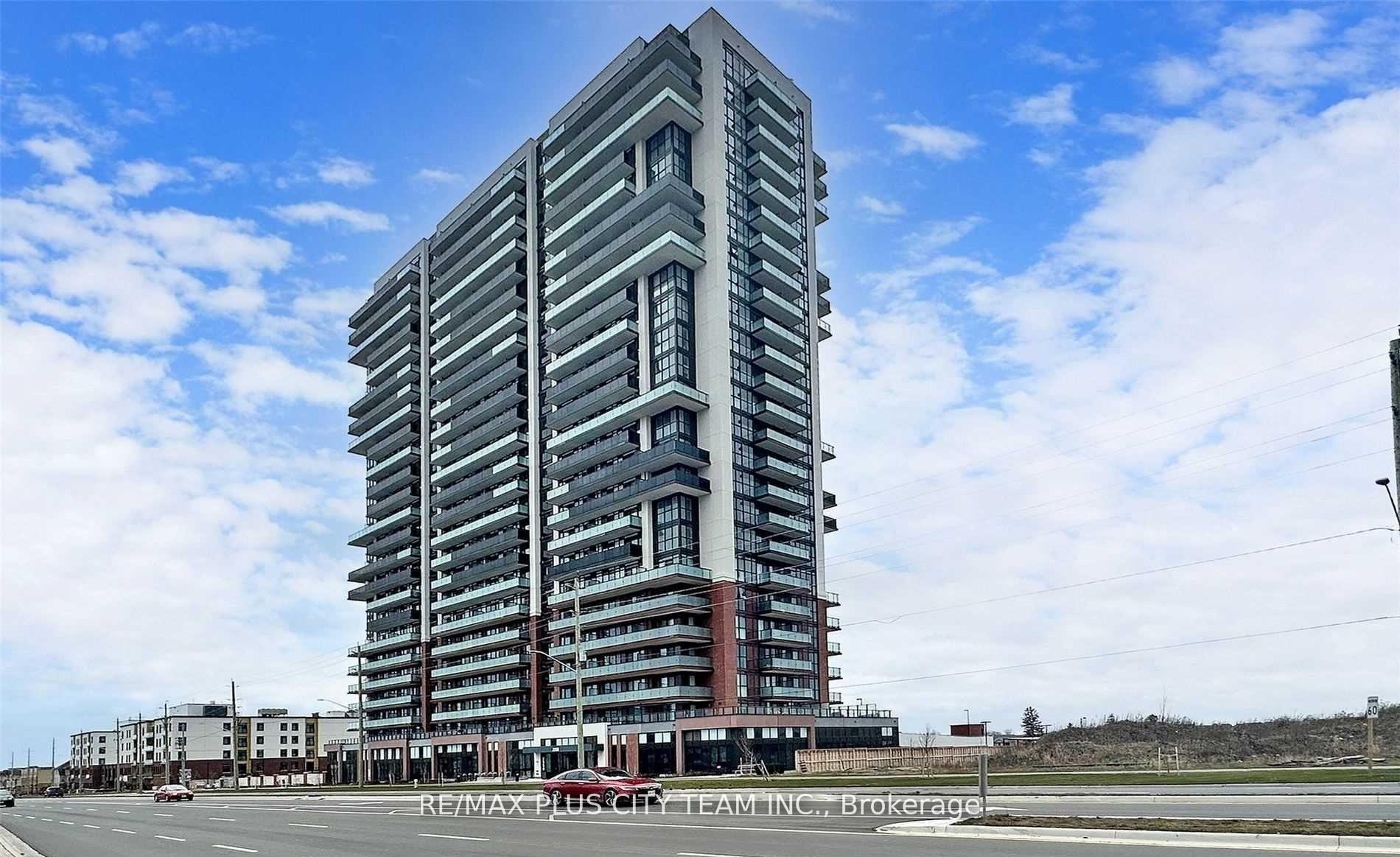 Front of Unit 1217, 2550 Simcoe Street N