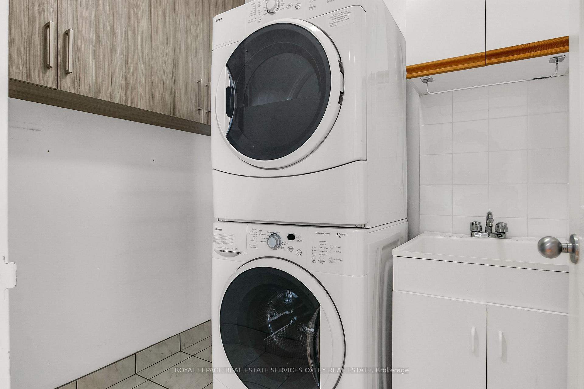 Photo 25 of Unit PH04, 99 Harbour Square, Toronto, Waterfront Communities — HOMEH