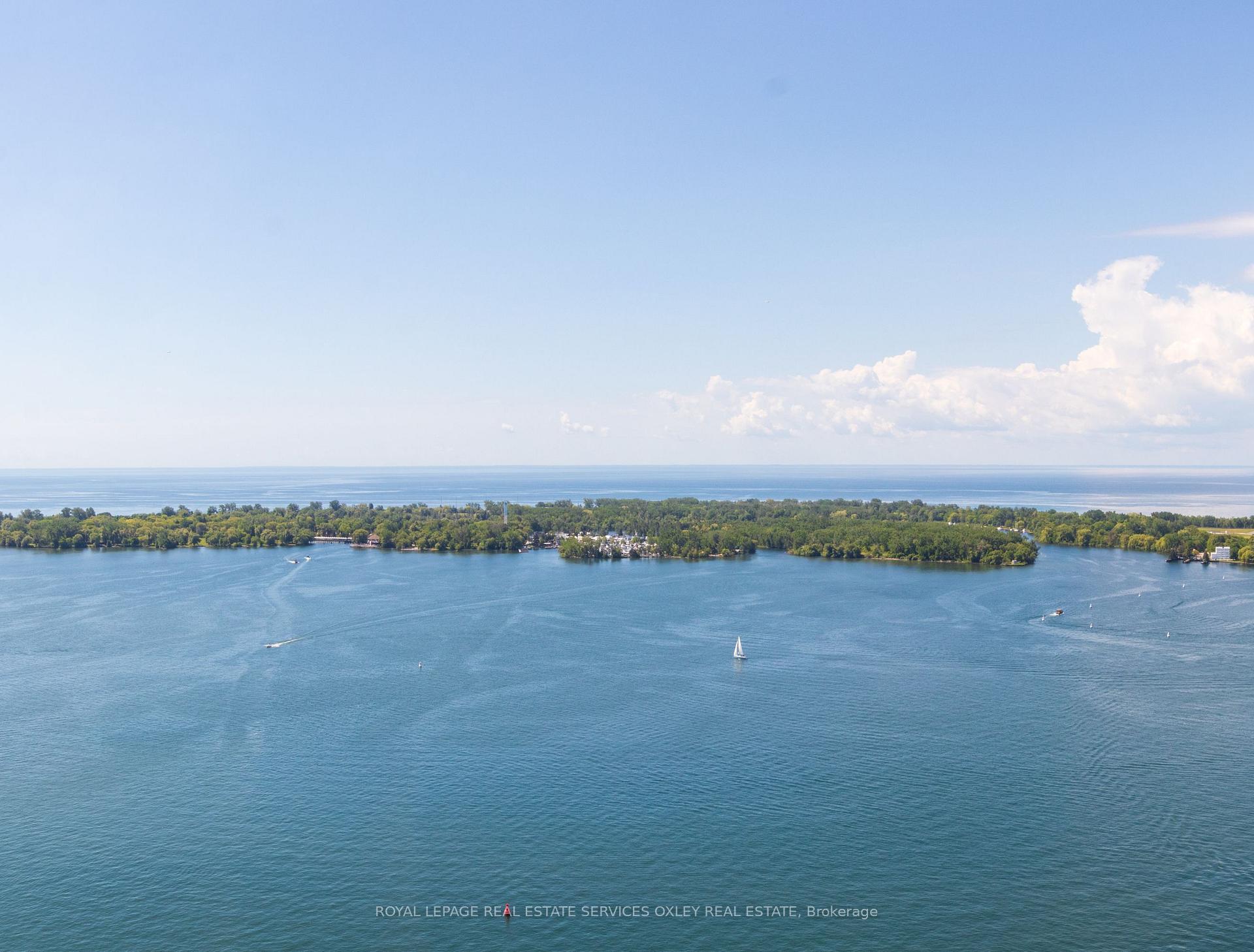Photo 32 of Unit PH04, 99 Harbour Square, Toronto, Waterfront Communities — HOMEH