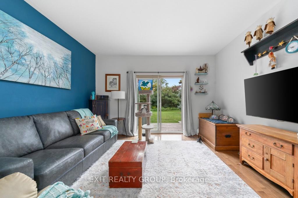 Photo 32 of 52 Aletha Drive, Prince Edward County, Wellington Ward — HOMEH