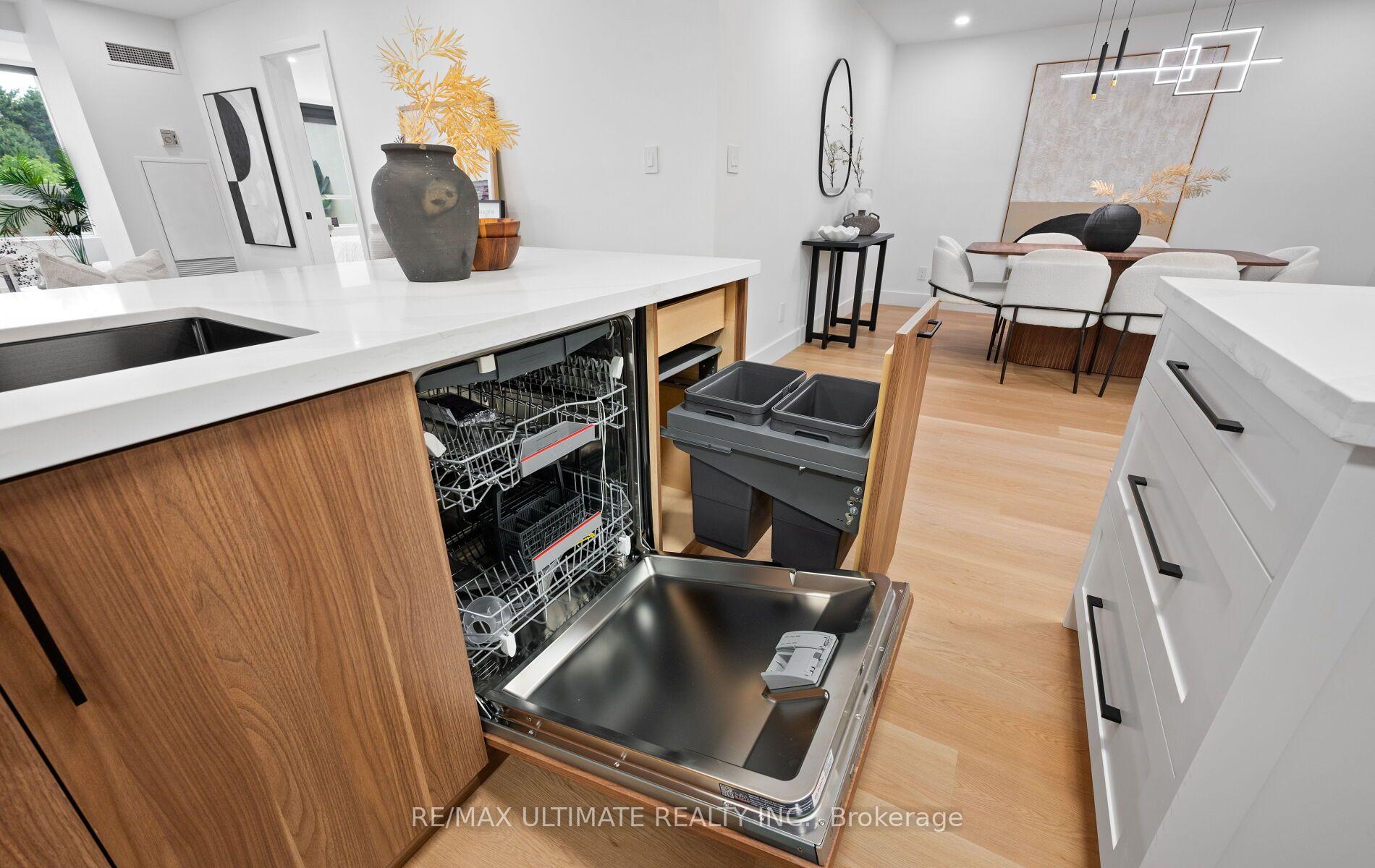 Photo 19 of Unit 204, 275 Bamburgh Circle, Scarborough, Steeles — HOMEH