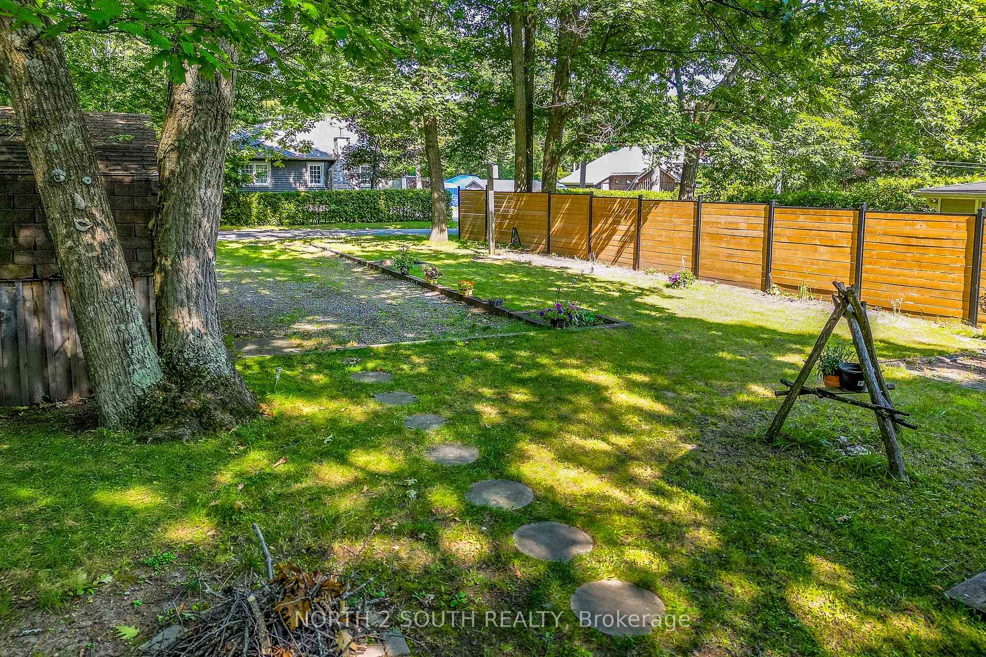 Photo 10 of 33 Yarwood Road, Tiny, Rural Tiny — HOMEH