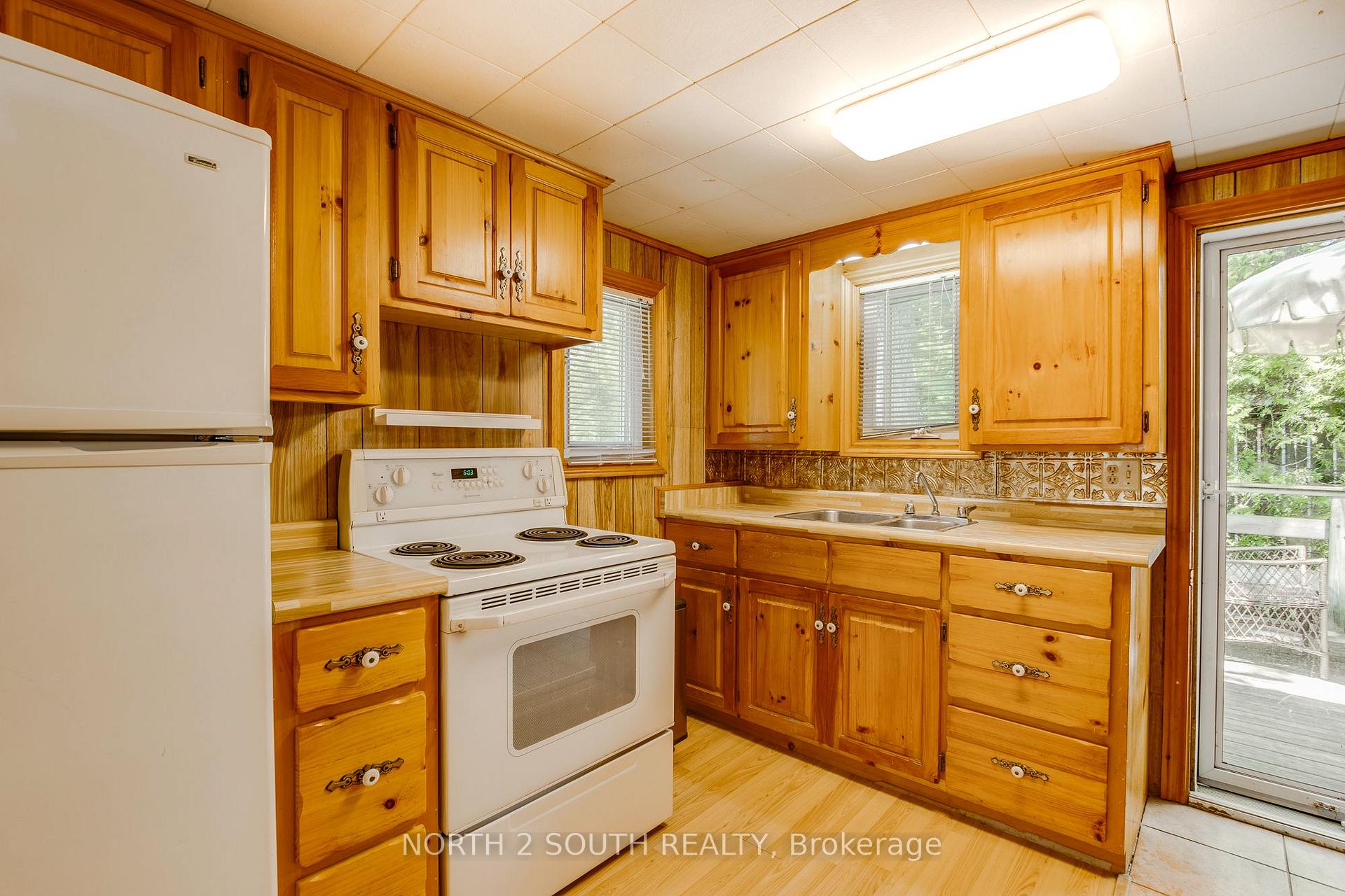 Photo 16 of 33 Yarwood Road, Tiny, Rural Tiny — HOMEH