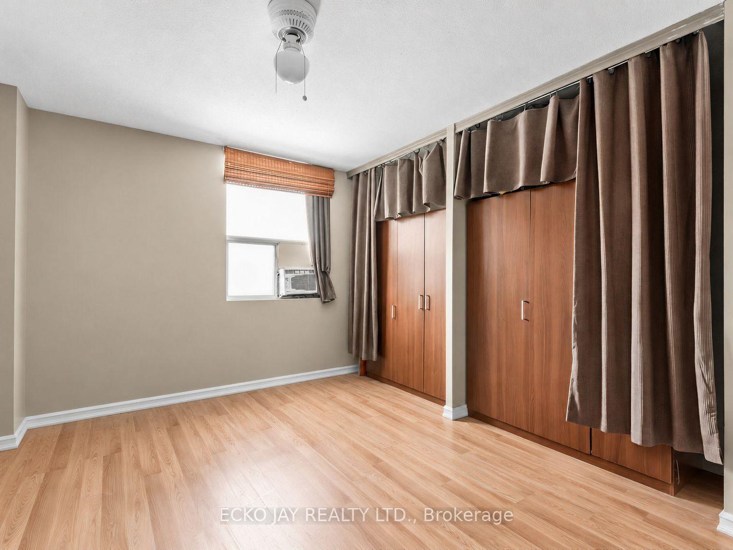 Photo 15 of Unit 406, 180 Dudley Avenue, Markham, Thornhill — HOMEH