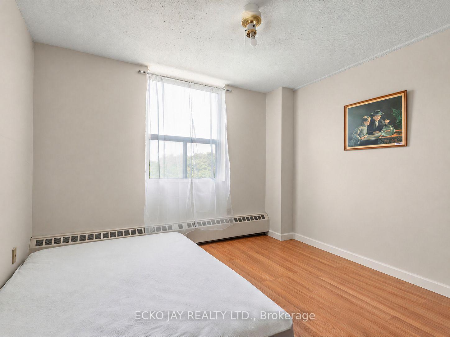 Photo 16 of Unit 406, 180 Dudley Avenue, Markham, Thornhill — HOMEH