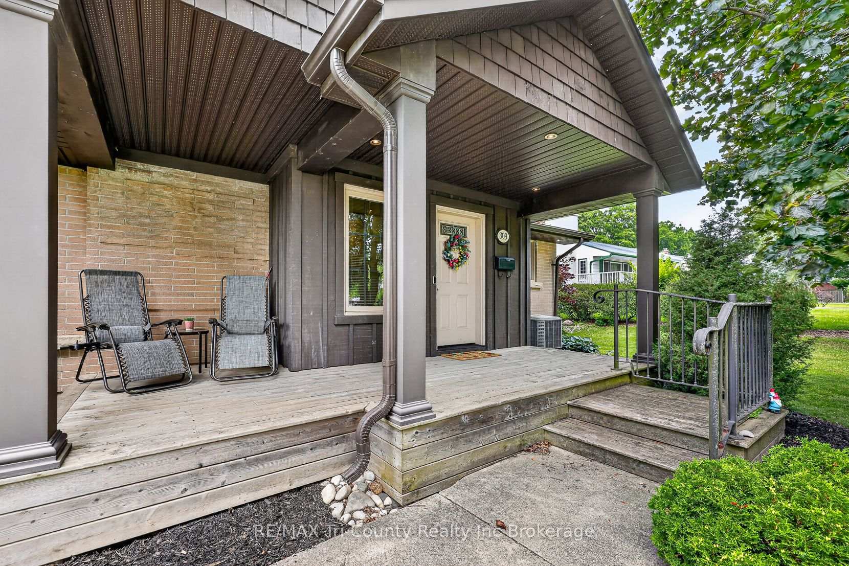 Photo 4 of 309 Quarterline Road, Tillsonburg — HOMEH