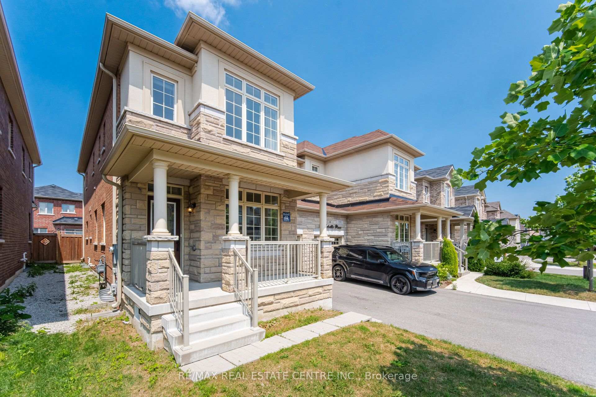 Photo 4 of 99 Colville Place, Milton, Ford — HOMEH