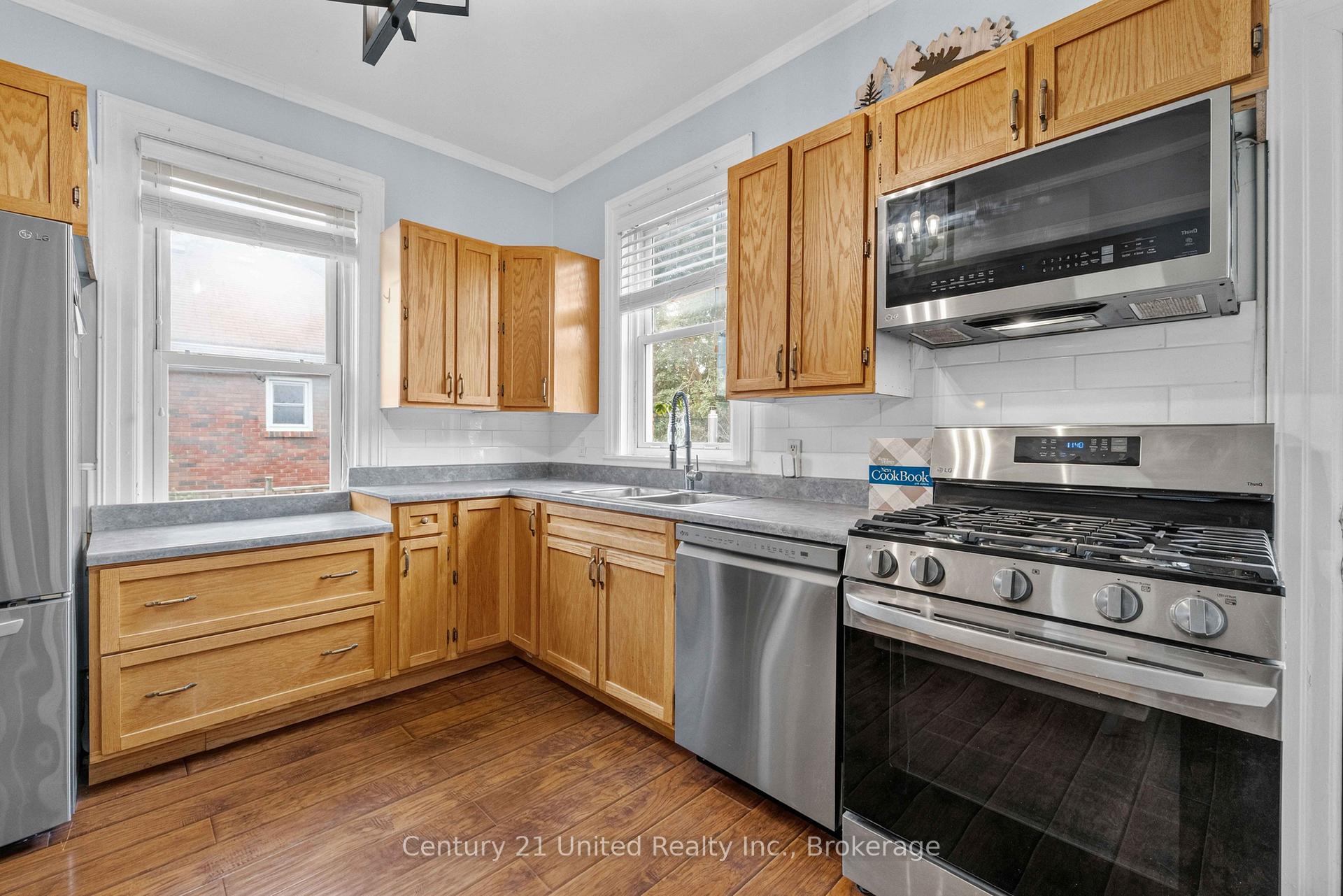 Photo 10 of 95 Morrow Street, Peterborough, Otonabee Ward 1 — HOMEH