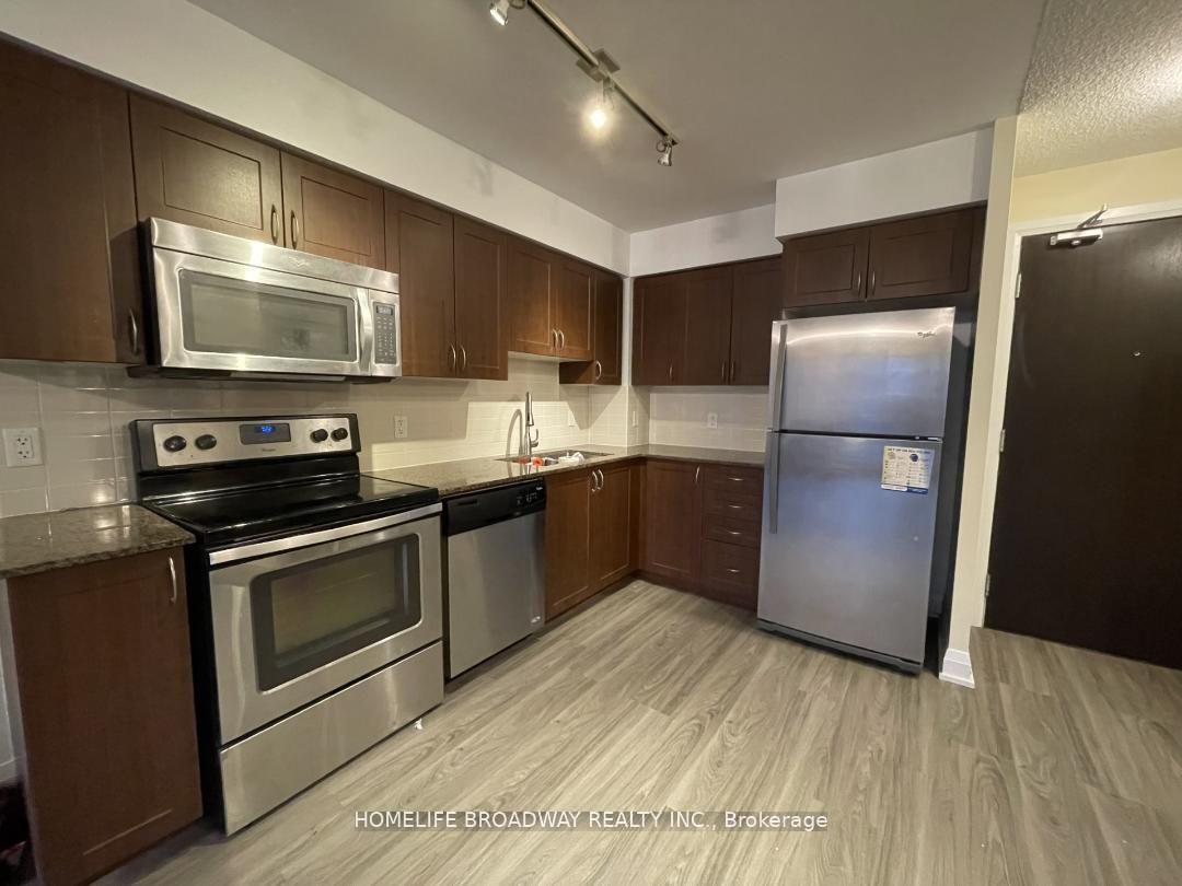 Photo 2 of Unit 817, 372 Highway 7 E, Richmond Hill, Doncrest — HOMEH