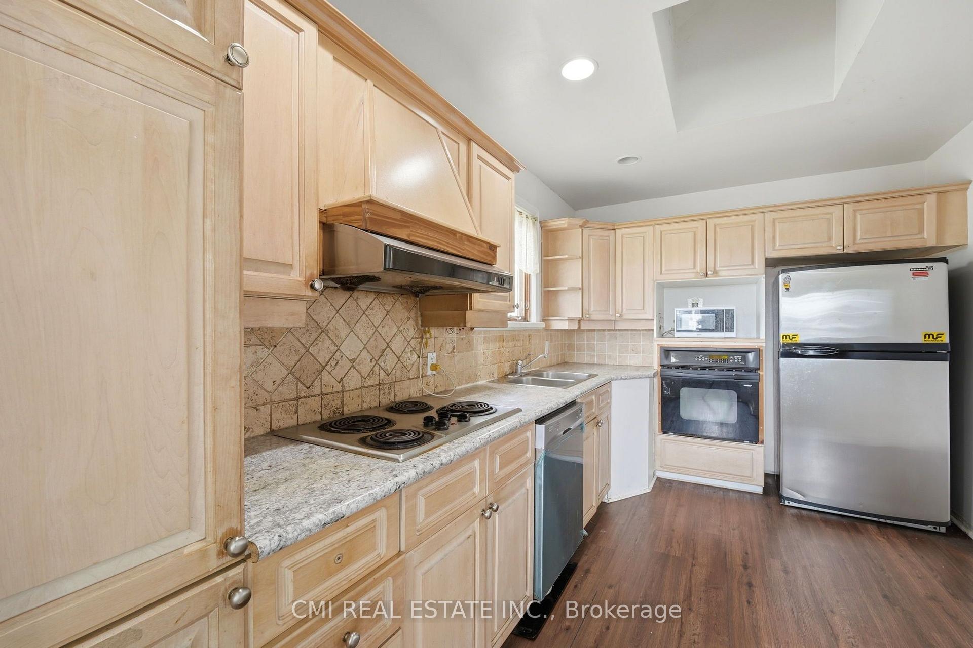 Photo 8 of 106 Flora Drive, Scarborough, Dorset Park — HOMEH