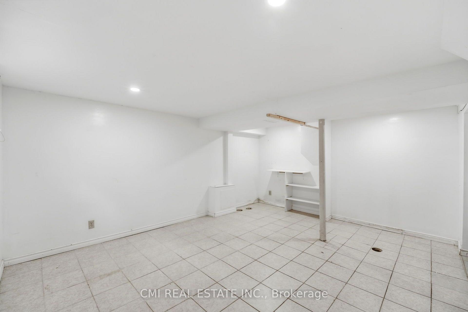 Photo 30 of 106 Flora Drive, Scarborough, Dorset Park — HOMEH