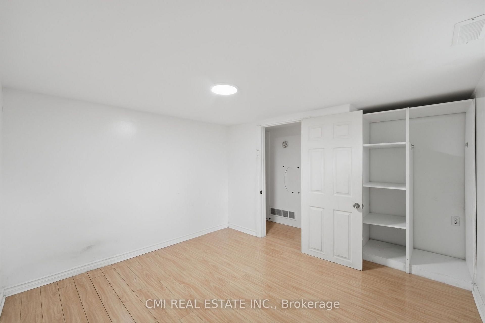 Photo 38 of 106 Flora Drive, Scarborough, Dorset Park — HOMEH