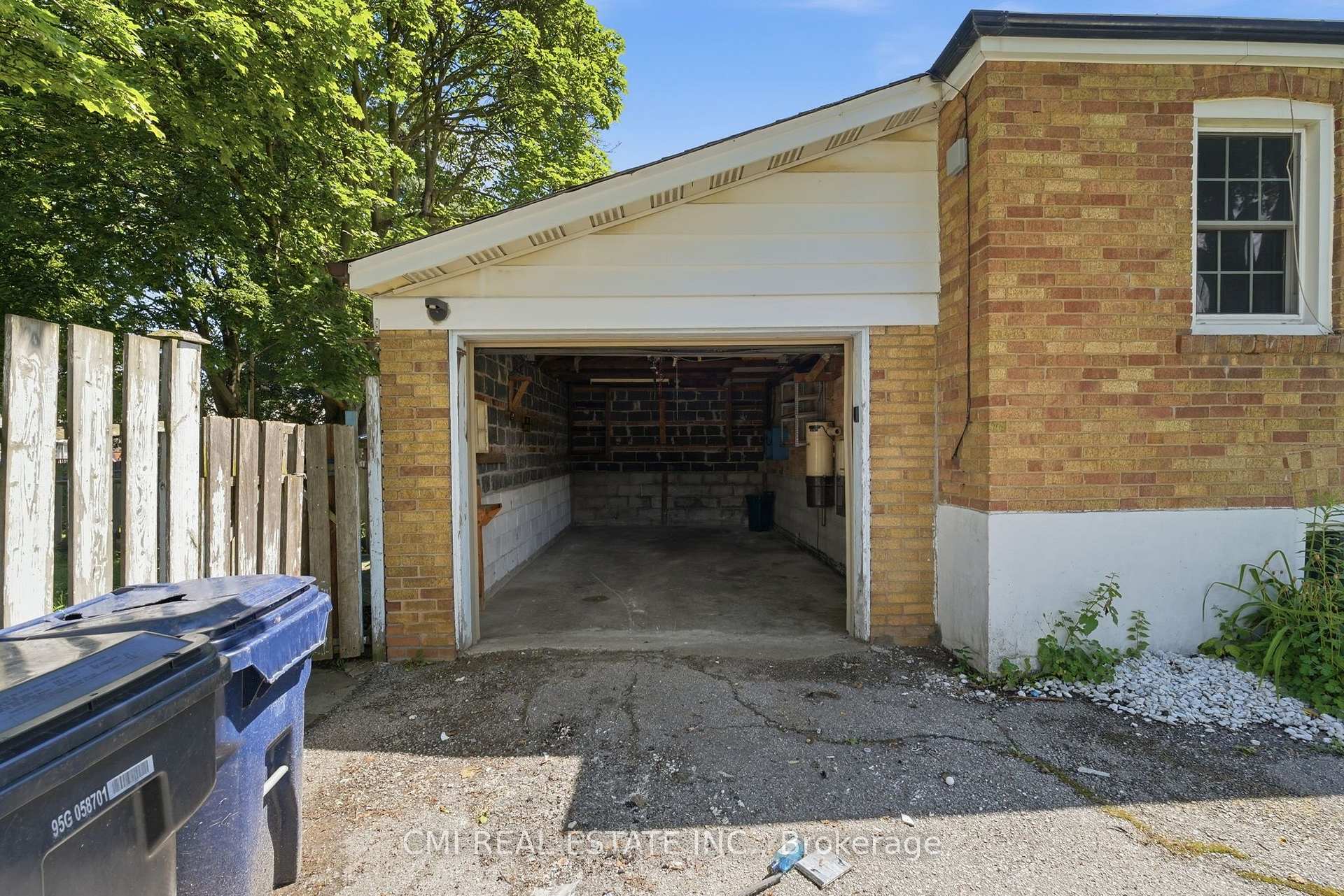 Photo 40 of 106 Flora Drive, Scarborough, Dorset Park — HOMEH