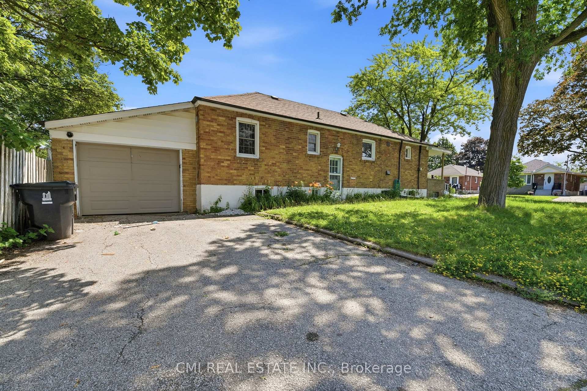 Photo 41 of 106 Flora Drive, Scarborough, Dorset Park — HOMEH