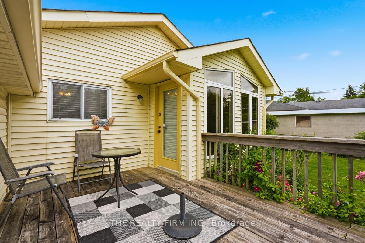 Photo 38 of 23 Frontenac Road, London, South T — HOMEH