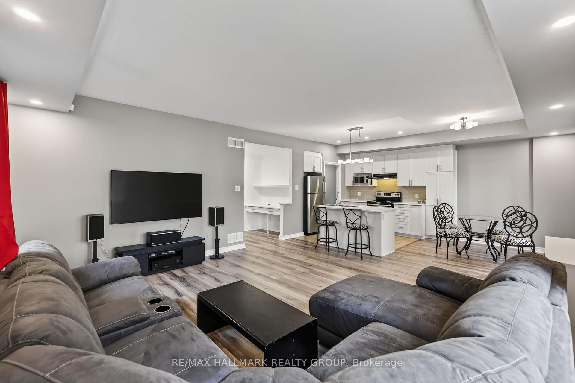Photo 5 of Unit A, 53 Tayside Private, Ottawa, Barrhaven - Longfields — HOMEH