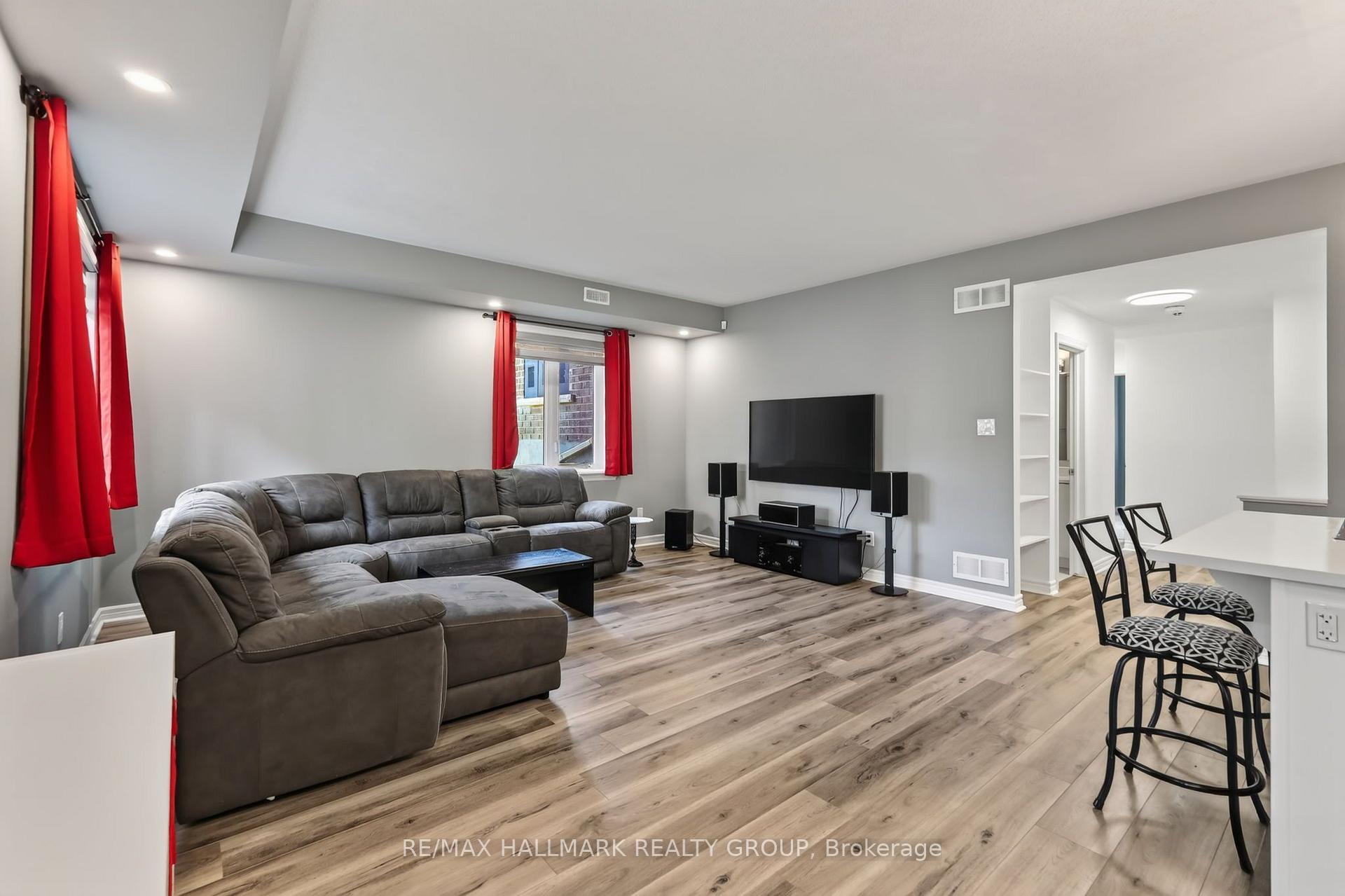 Photo 7 of Unit A, 53 Tayside Private, Ottawa, Barrhaven - Longfields — HOMEH