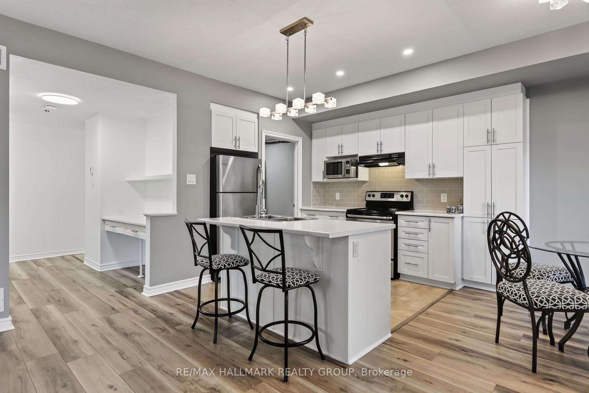 Photo 10 of Unit A, 53 Tayside Private, Ottawa, Barrhaven - Longfields — HOMEH