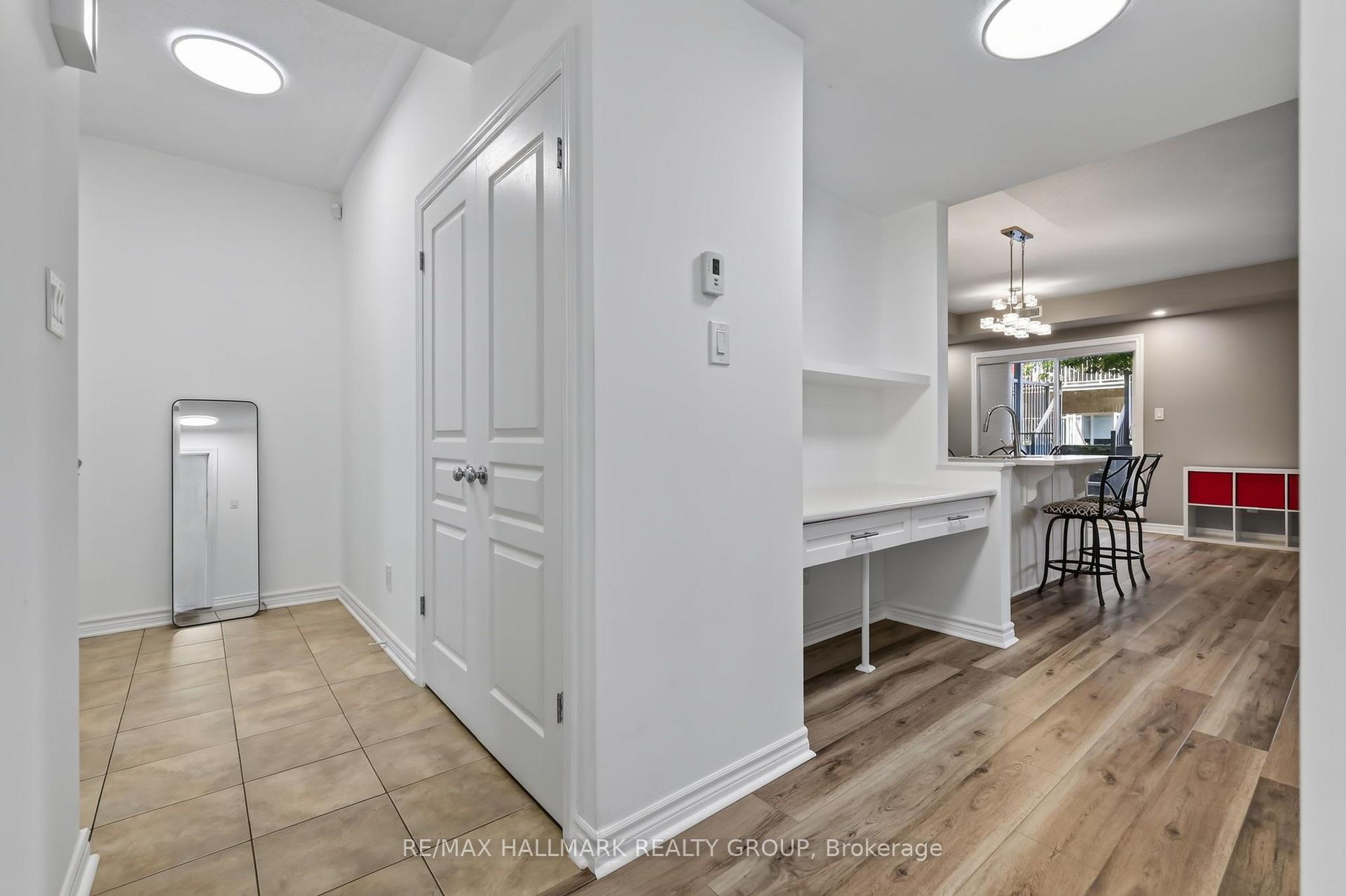 Photo 23 of Unit A, 53 Tayside Private, Ottawa, Barrhaven - Longfields — HOMEH