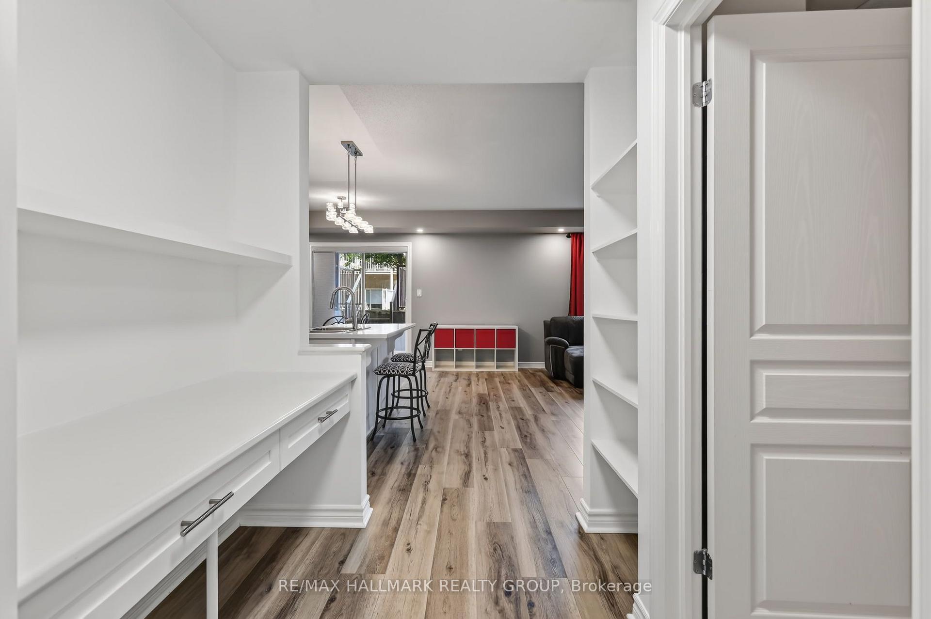 Photo 24 of Unit A, 53 Tayside Private, Ottawa, Barrhaven - Longfields — HOMEH