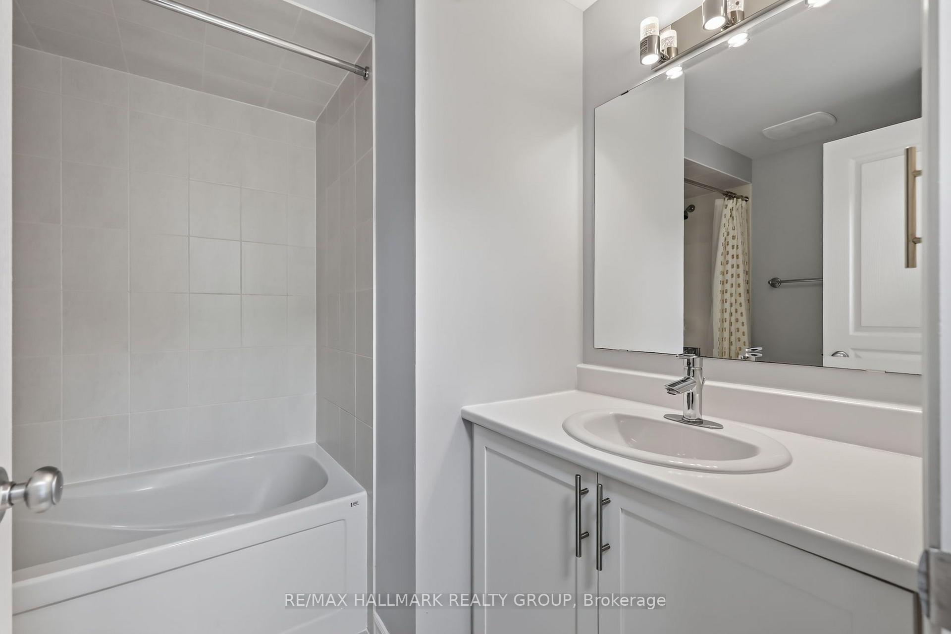 Photo 26 of Unit A, 53 Tayside Private, Ottawa, Barrhaven - Longfields — HOMEH