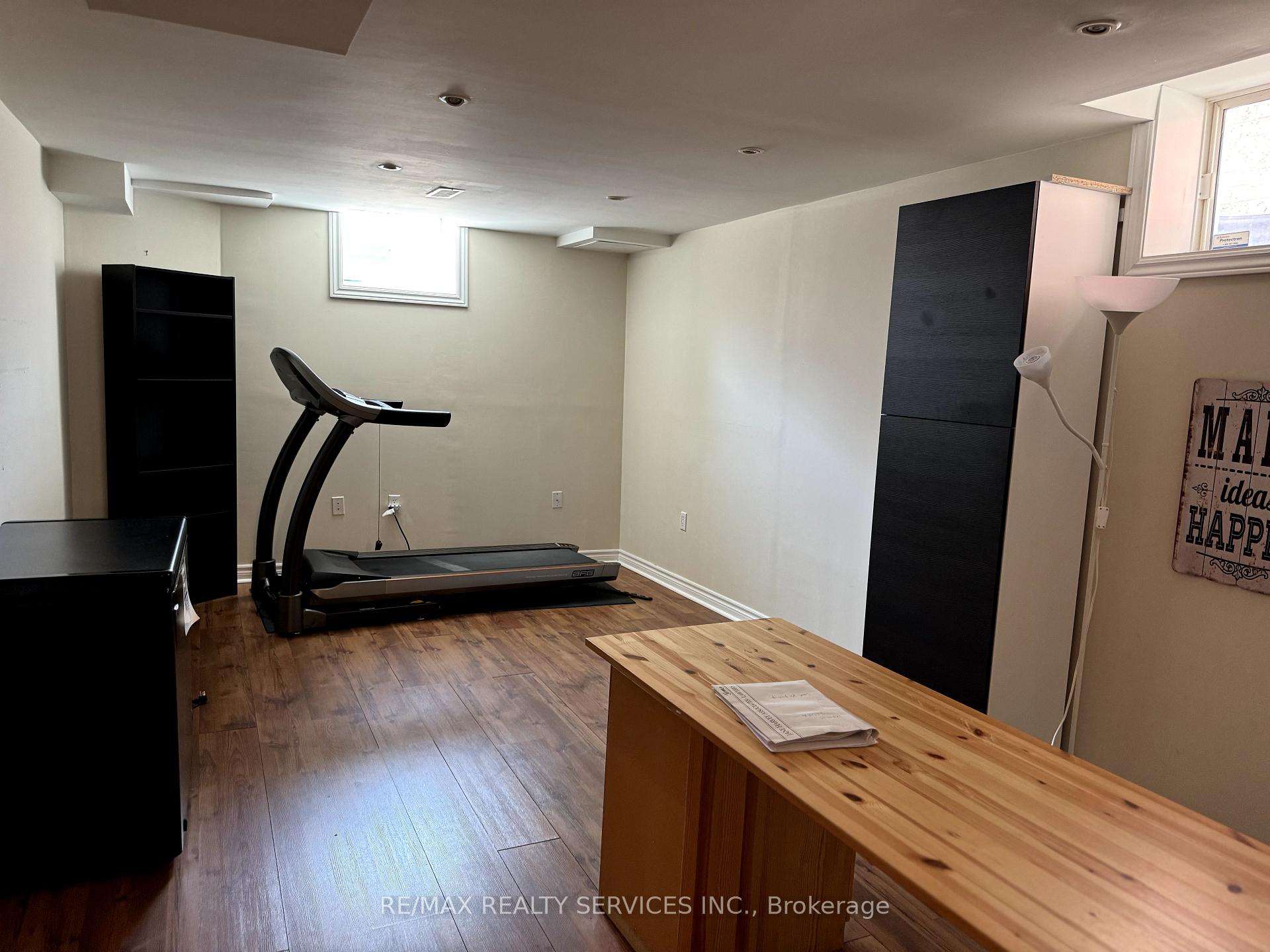 Photo 13 of 30 Arkwright Drive, Brampton, Northwest Brampton — HOMEH