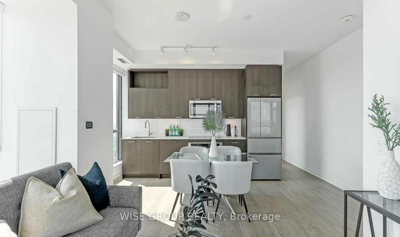 Photo 2 of Unit LPH04, 120 Eagle Rock Way, Vaughan, Maple — HOMEH