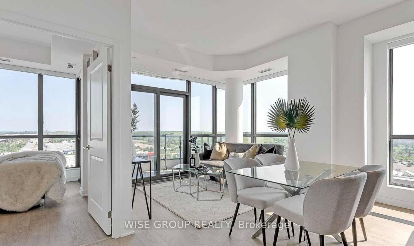 Photo 10 of Unit LPH04, 120 Eagle Rock Way, Vaughan, Maple — HOMEH