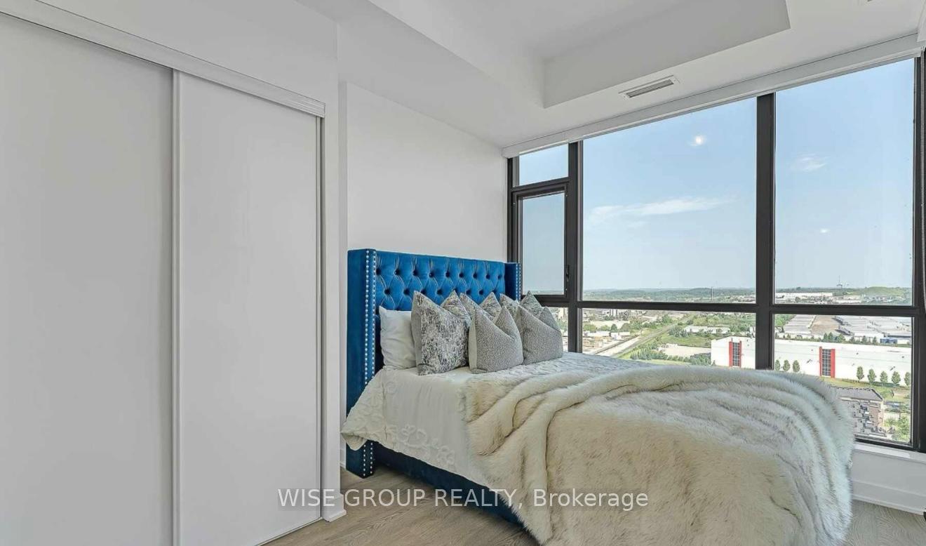 Photo 14 of Unit LPH04, 120 Eagle Rock Way, Vaughan, Maple — HOMEH