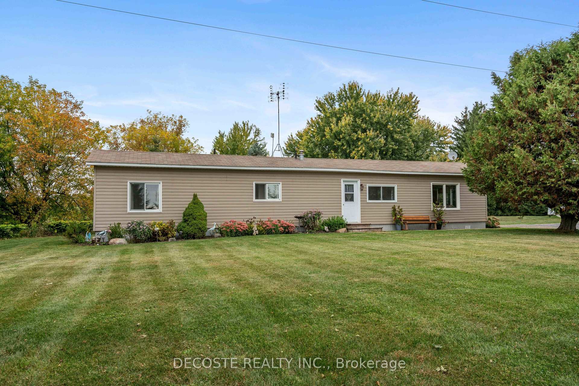 Photo 1 of 17471 Allaire Road, North Stormont, North Stormont (Roxborough) Twp — HOMEH