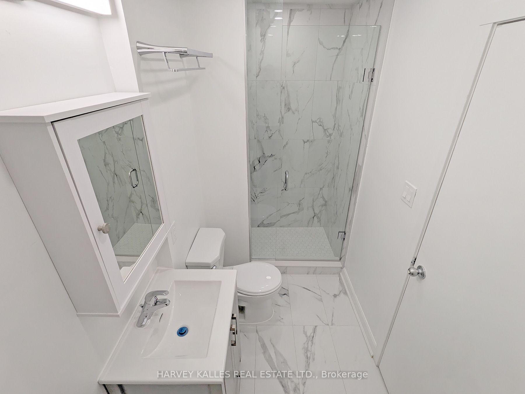 Photo 9 of Unit 1A, 125 Shelborne Avenue, Toronto, Englemount-Lawrence — HOMEH