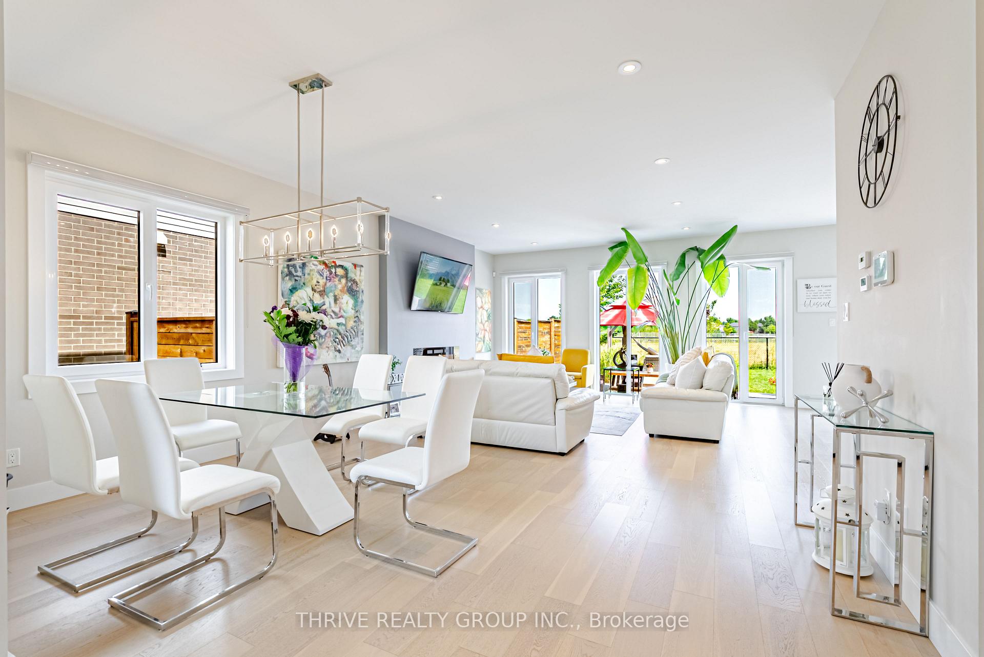 Photo 7 of 124 Crestview Drive, Middlesex Centre, Kilworth — HOMEH