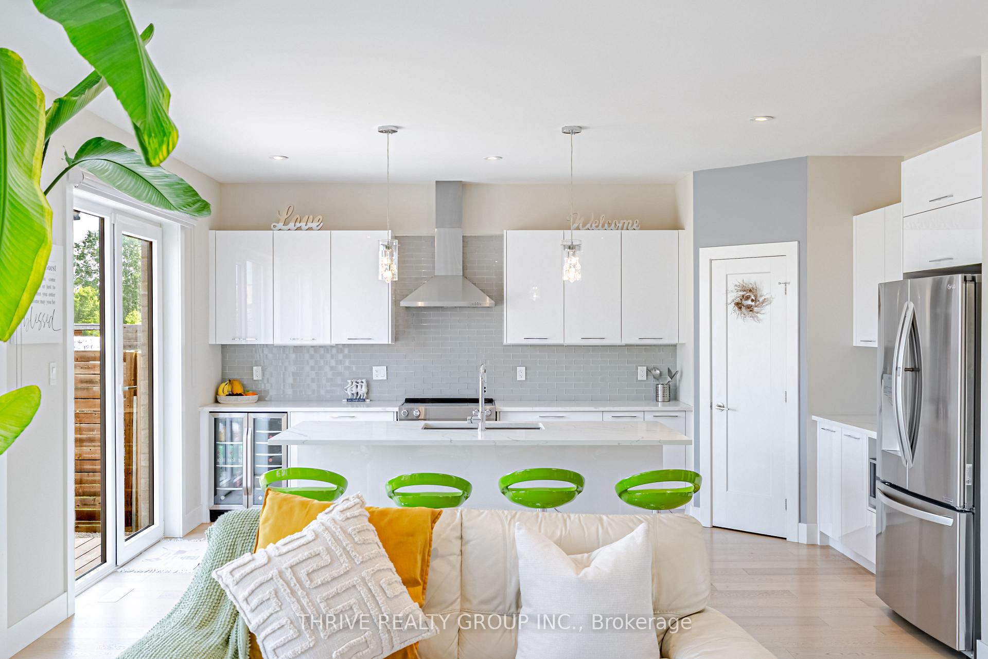 Photo 20 of 124 Crestview Drive, Middlesex Centre, Kilworth — HOMEH