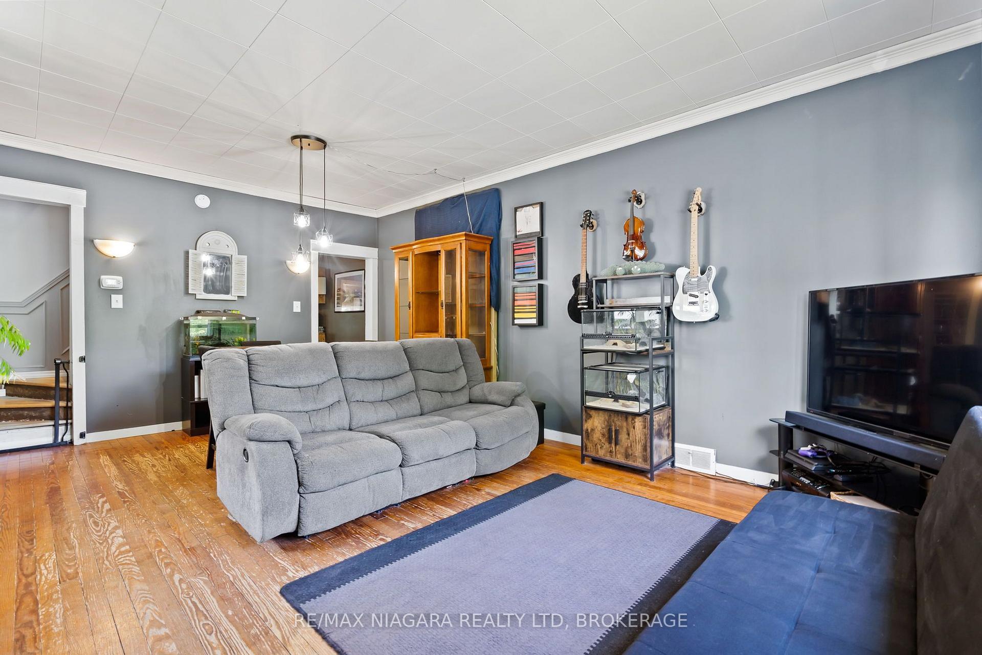 Photo 7 of 63 Hodgkins Avenue, Thorold, Allanburg/Thorold South — HOMEH