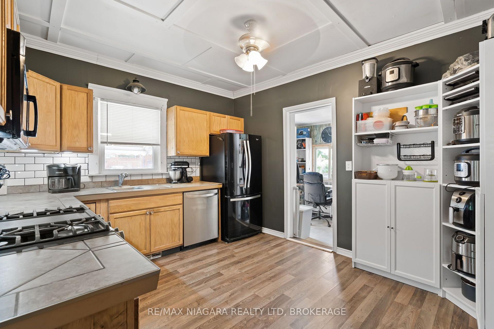 Photo 11 of 63 Hodgkins Avenue, Thorold, Allanburg/Thorold South — HOMEH